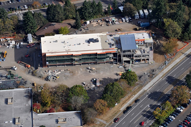 Aerial view of the STEM building under construction as of October 2015. Photo by Skanska.